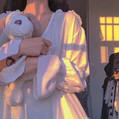 风流教士俏女佣